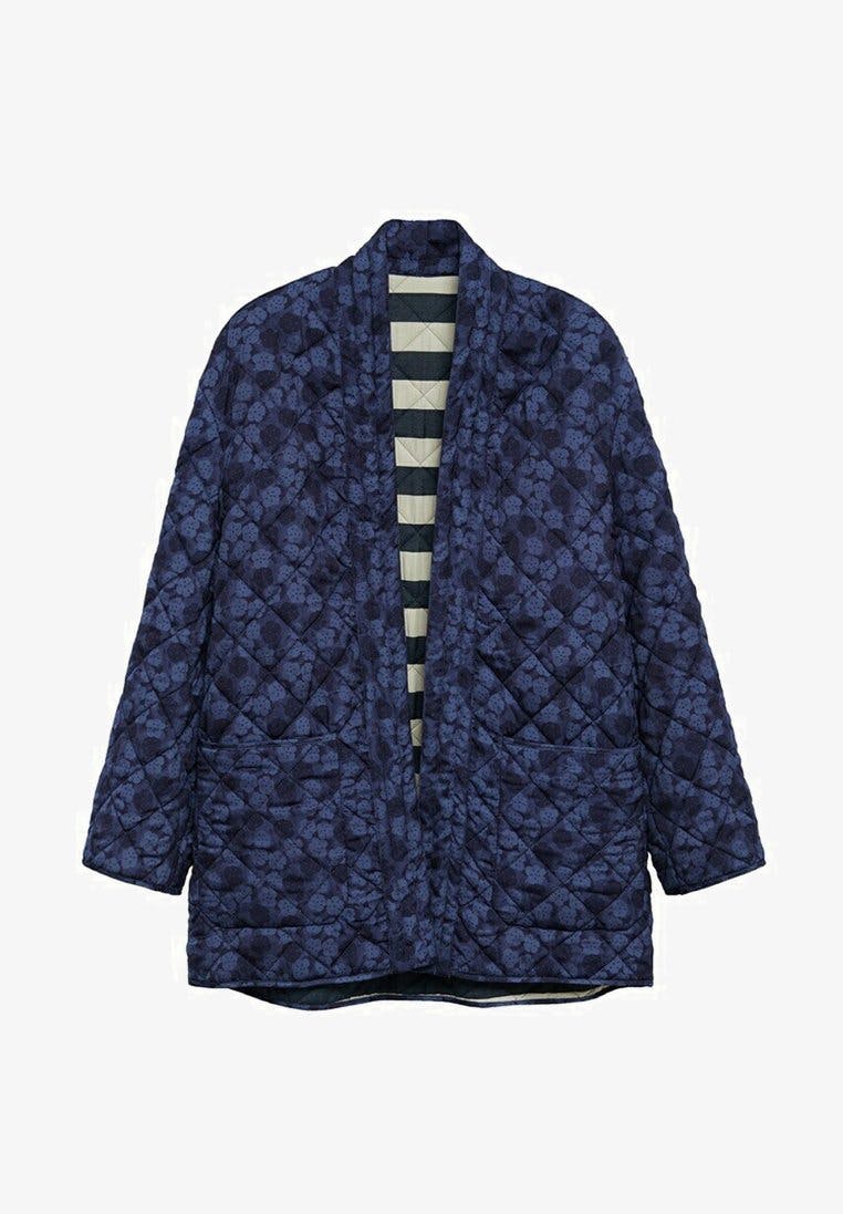 2af2371c26e54daa8186fc8281b5d474 Mango vattert jakke blå striper kimono